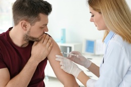 Более 200 тысяч жителей Московской области прошли вакцинацию