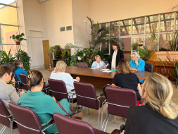 Социальные педагоги и представители служб профилактики Лобни обсудили вопросы сотрудничества Социальные педагоги и представители служб профилактики Лобни обсудили вопросы сотрудничества