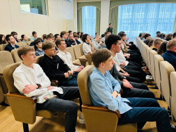 Школьникам Лобни рассказали об учебе в военно-космической академии Школьникам Лобни рассказали об учебе в военно-космической академии