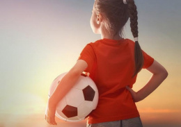 Лобненский центр футбольной подготовки приглашает девочек от 6 до 12 лет для подготовки и участия в соревнованиях Московской Федерации футбола