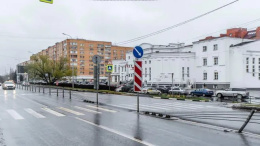 На дороге в Лобне установят тросовое ограждение