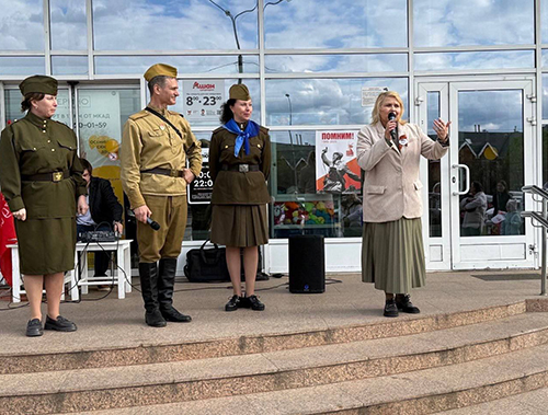 Депутат городского округа Лобня приняла участие в патриотической акции Депутат городского округа Лобня приняла участие в патриотической акции