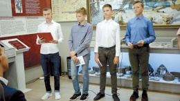 9 школьников получили первые паспорта в Музее истории города