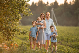 Многодетные семьи из Лобни могут получить единовременную выплату от муниципалитета Многодетные семьи из Лобни могут получить единовременную выплату от муниципалитета