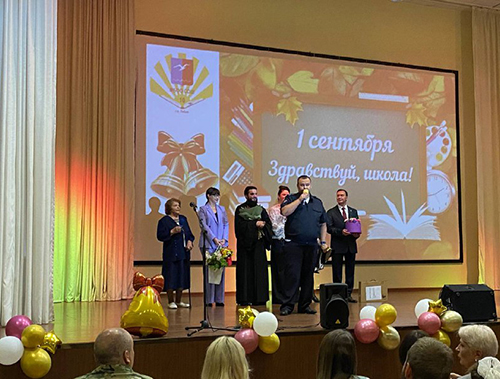 Заместитель начальника отдела Госавтоинспекции городского округа Лобня выступил на торжественной линейке Заместитель начальника отдела Госавтоинспекции городского округа Лобня выступил на торжественной линейке