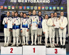 Лобненки завоевали призы на региональном турнире по фехтованию Лобненки завоевали призы на региональном турнире по фехтованию
