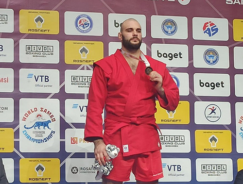 Лобненский спортсмен стал чемпионом мира по самбо