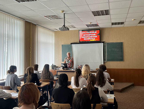 В колледже «Подмосковье» отметили 80-летие окончания Второй мировой войны В колледже «Подмосковье» отметили 80-летие окончания Второй мировой войны