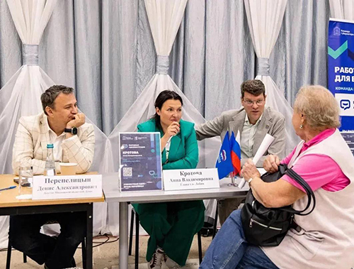 Более 90% обращений жителей Лобни на выездных администрациях решены