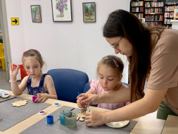 Центр досуга «Восточный» в Лобне провел серию мастер-классов Центр досуга «Восточный» в Лобне провел серию мастер-классов