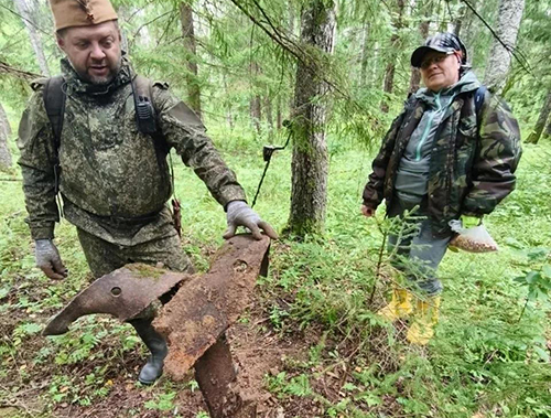 Поисковики из Лобни обнаружили место подрыва советского танка в Тверской области