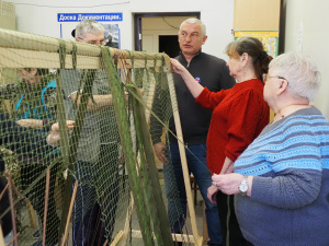 Луговские волонтеры трудятся для фронта и для победы