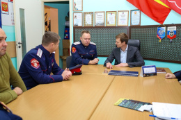 Глава города встретился с представителями Лобненского казачьего общества