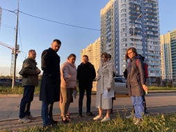 Депутаты помогают жителям Лобни решить вопросы ЖКХ