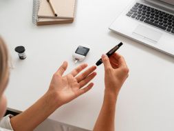 Долголетам из Лобни расскажут, как защититься от сахарного диабета Долголетам из Лобни расскажут, как защититься от сахарного диабета