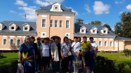 Новая группа долголетов из Лобни посетила «Большие Вяземы» Новая группа долголетов из Лобни посетила «Большие Вяземы»