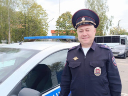 Участковый из Лобни вышел в региональный этап конкурса «Народный участковый» Участковый из Лобни вышел в региональный этап конкурса «Народный участковый»