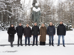 Рабочий визит в Звездный городок