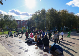 Юные лобненцы провожают осенние каникулы Юные лобненцы провожают осенние каникулы