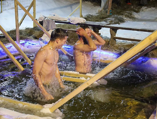 Врач из Лобни рассказал о правилах безопасности в крещенские купания