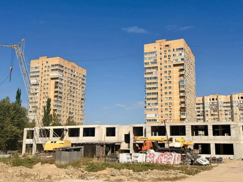 В Лобне продолжается строительство детского сада «Золотой петушок»