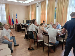 Глава Лобни встретилась с жителями микрорайона Красная поляна Глава Лобни встретилась с жителями микрорайона Красная поляна