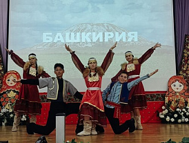 Школьники Лобни представили национальное многообразие России на фестивале «Диалог культур»