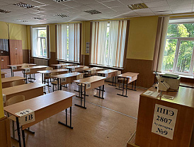 В Лобне начались выпускные экзамены