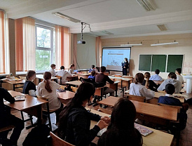 Госавтоинспекция Лобни напоминает школьникам ПДД перед летними каникулами