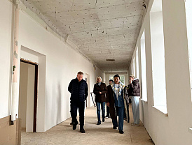 В здании бывшей СКОШ в Лобне продолжается масштабный ремонт