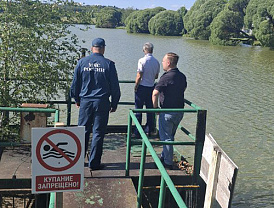В городском округе Лобня сотрудники МЧС России проводят профилактические рейды на водоемах