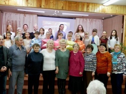 Пенсионеры, посещающие ОДП «Уют» Лобненского КЦСОН были приглашены в ДЮЦ «Созвездие» на праздничный концерт