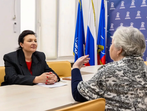 Партия «Единая Россия» начала сбор предложений жителей Подмосковья для формирования новой Народной программы, с которой партия пойдет на выборы в Государственную Думу и Московскую областную Думу. Партия «Единая Россия» начала сбор предложений жителей Подмосковья для формирования новой Народной программы, с которой партия пойдет на выборы в Государственную Думу и Московскую областную Думу.