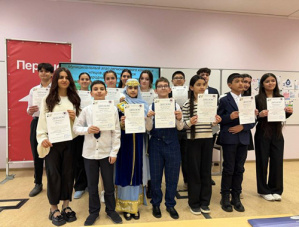 В Лобне выбрали лучшего чтеца среди школьников с неродным русским языком В Лобне выбрали лучшего чтеца среди школьников с неродным русским языком