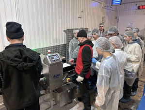 Учащиеся Коррекционной школы из Лобни посетили фабрику современной выпечки Учащиеся Коррекционной школы из Лобни посетили фабрику современной выпечки