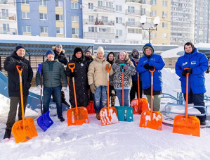 В выходные в Лобне прошел масштабный «снежный субботник» В выходные в Лобне прошел масштабный «снежный субботник»