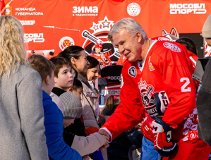 В Центральном парке Лобни завершился финальный матч проекта «Выходи во двор» В Центральном парке Лобни завершился финальный матч проекта «Выходи во двор»
