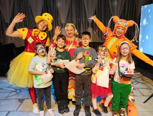 В Лобне провели праздник для детей «Осенёffка» В Лобне провели праздник для детей «Осенёffка»