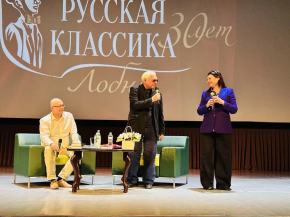 В Лобне прошла творческая встреча с режиссером Кареном Шахназаровым В Лобне прошла творческая встреча с режиссером Кареном Шахназаровым